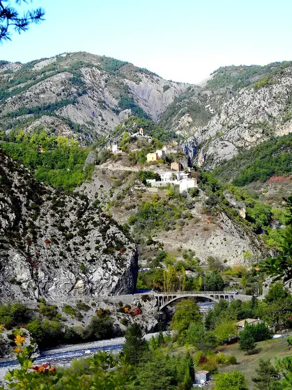 Cuisiniste sur Mesure 06 Cuisiniste sur mesure Daluis